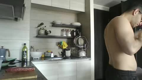 Snapshot of luzardol chatting on October 2025 05:35:01 PM luzardol online show from October 2025 05:35:01 PM