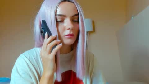 Lana online show from September 2025 06:04:01 AM