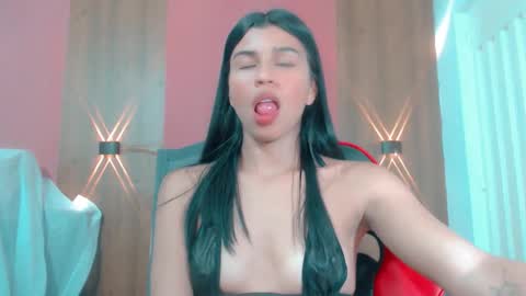 lyanamerry03 online show from September 2025 01:40:01 AM