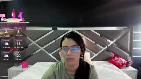 LYA SCOTT online show from September 2025 11:23:01 AM