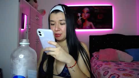 lyda   online show from November 2025 05:46:02 AM