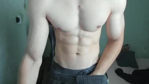 Snapshot of lyg7 chatting on October 2025 02:21:02 AM Gothdaddy online show from October 2025 02:21:02 AM