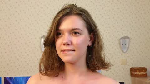 Snapshot of lyle_art chatting on December 2024 09:51:01 AM hi im Lyle online show from December 2024 09:51:01 AM