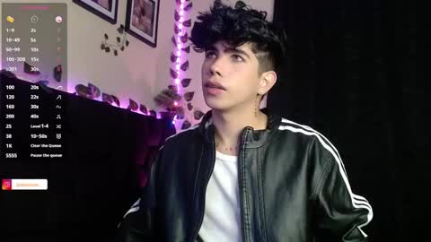 Lyle Bennett Freelance Model online show from January 2025 10:11:02 AM