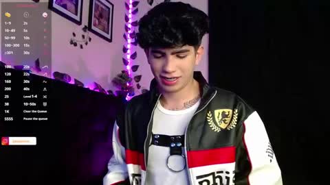 Lyle Bennett Freelance Model online show from January 2025 11:13:01 AM