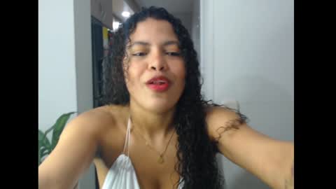 Snapshot of lylii_evans chatting on December 2024 02:53:02 AM lylii_evans online show from December 2024 02:53:02 AM