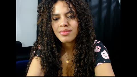 Snapshot of lylii_evans chatting on February 2025 03:32:02 AM lylii_evans online show from February 2025 03:32:02 AM