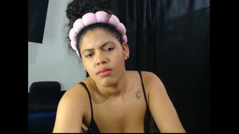 Snapshot of lylii_evans chatting on February 2025 02:06:02 AM lylii_evans online show from February 2025 02:06:02 AM