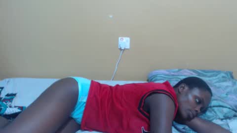 lyn_anna online show from February 2025 08:01:01 AM