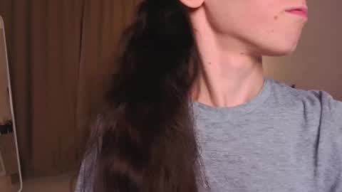 Sara online show from December 2025 04:35:01 PM