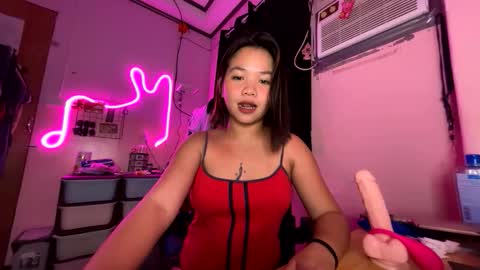 I am Lyn- DONT FORGET TO FOLLOW ME online show from October 2025 09:46:02 PM