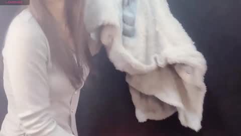 Snapshot of lynnalltop_165_keke chatting on November 2025 11:48:01 PM lynnalltop_165_keke online show from November 2025 11:48:01 PM