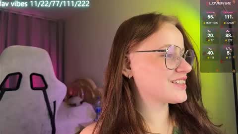 Snapshot of lynne_dawson chatting on October 2025 05:11:01 PM lynne_dawson online show from October 2025 05:11:01 PM