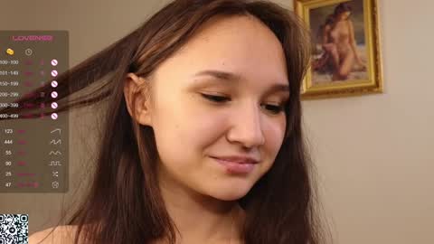 Lola online show from February 2025 07:52:02 PM