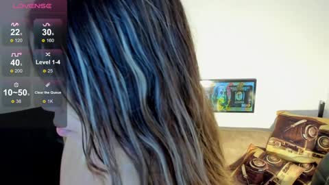 Mila online show from January 2025 02:41:01 PM