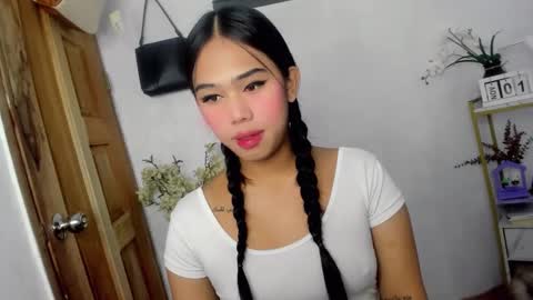 Snapshot of m1ssjanelana69 chatting on October 2025 10:33:02 PM Janelovesu online show from October 2025 10:33:02 PM