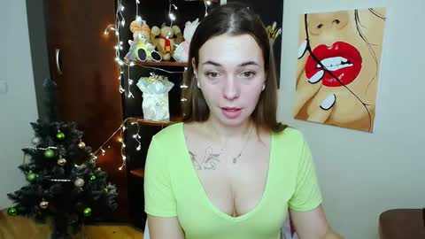Snapshot of m_vikki chatting on January 2025 01:11:02 PM Vikki online show from January 2025 01:11:02 PM
