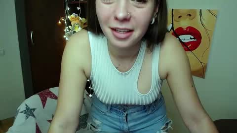 Snapshot of m_vikki chatting on January 2025 08:43:01 AM Vikki online show from January 2025 08:43:01 AM