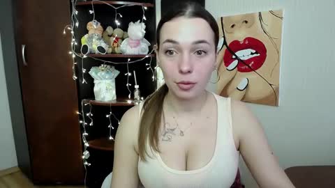 Snapshot of m_vikki chatting on March 2025 11:08:02 AM Vikki online show from March 2025 11:08:02 AM