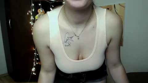 Snapshot of m_vikki chatting on March 2025 05:13:02 PM Vikki online show from March 2025 05:13:02 PM