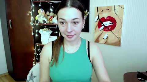 Snapshot of m_vikki chatting on March 2025 10:22:01 AM Vikki online show from March 2025 10:22:01 AM