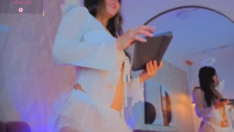 Snapshot of maca_bloom chatting on October 2025 11:33:02 AM Maca online show from October 2025 11:33:02 AM