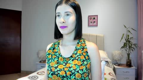 Macarena online show from December 2024 02:53:02 AM