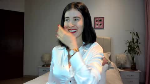 Macarena online show from March 2025 02:20:01 AM
