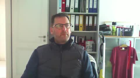 macfly67 online show from February 2025 12:48:02 PM