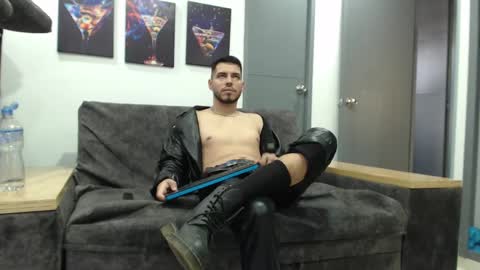 instagram mackdanielsx online show from September 2025 08:42:01 PM