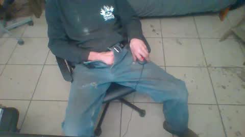 Snapshot of mackdog1369 chatting on March 2025 02:23:02 PM mackdog1369 online show from March 2025 02:23:02 PM