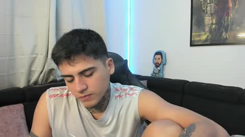 Snapshot of mad_maxxx1 chatting on January 2025 01:09:02 AM max online show from January 2025 01:09:02 AM