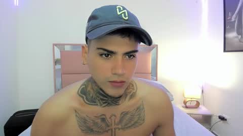 Snapshot of mad_maxxx1 chatting on February 2025 10:49:02 PM max online show from February 2025 10:49:02 PM
