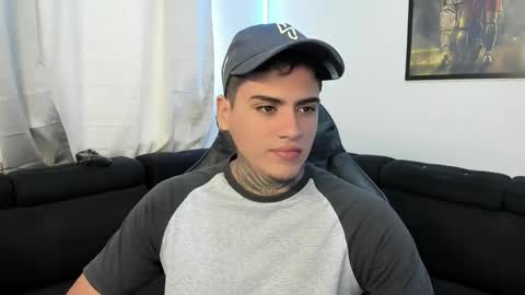 Snapshot of mad_maxxx1 chatting on February 2025 01:37:02 PM max online show from February 2025 01:37:02 PM