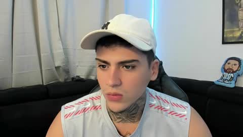 Snapshot of mad_maxxx1 chatting on February 2025 10:11:02 PM max online show from February 2025 10:11:02 PM