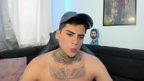 Snapshot of mad_maxxx1 chatting on February 2025 04:48:02 PM max online show from February 2025 04:48:02 PM