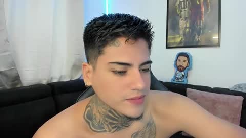 Snapshot of mad_maxxx1 chatting on March 2025 12:45:01 PM max online show from March 2025 12:45:01 PM