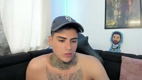 Snapshot of mad_maxxx1 chatting on March 2025 03:49:01 PM max online show from March 2025 03:49:01 PM