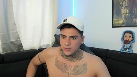 Snapshot of mad_maxxx1 chatting on March 2025 04:32:02 PM max online show from March 2025 04:32:02 PM