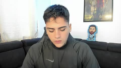 Snapshot of mad_maxxx1 chatting on March 2025 01:14:01 PM max online show from March 2025 01:14:01 PM