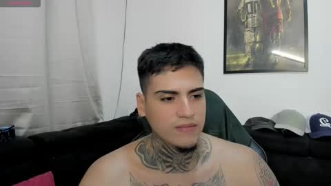 Snapshot of mad_maxxx1 chatting on November 2025 12:35:02 AM max online show from November 2025 12:35:02 AM