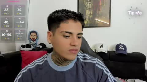 Snapshot of mad_maxxx1 chatting on December 2025 12:33:02 PM max online show from December 2025 12:33:02 PM