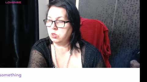 Snapshot of madam_sanjanne chatting on January 2025 06:57:01 PM Madam Sanjanne online show from January 2025 06:57:01 PM