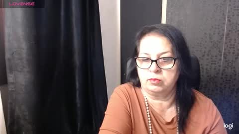 Snapshot of madam_sanjanne chatting on November 2025 05:42:02 AM Madam Sanjanne online show from November 2025 05:42:02 AM