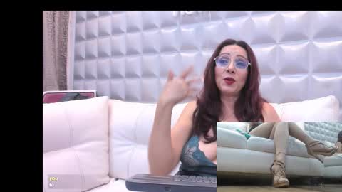 Snapshot of madame_angelic_ chatting on November 2025 04:46:01 AM ANGELIC online show from November 2025 04:46:01 AM