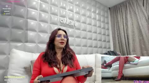 Snapshot of madame_angelic_ chatting on November 2025 03:16:02 AM ANGELIC online show from November 2025 03:16:02 AM