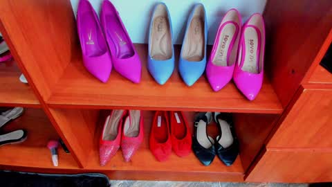 Madame Carla  online show from January 2025 07:51:01 PM