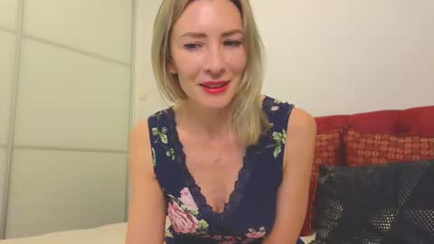 Maddalena online show from December 2024 09:17:01 PM