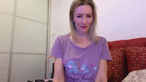 Maddalena online show from March 2025 12:16:01 AM