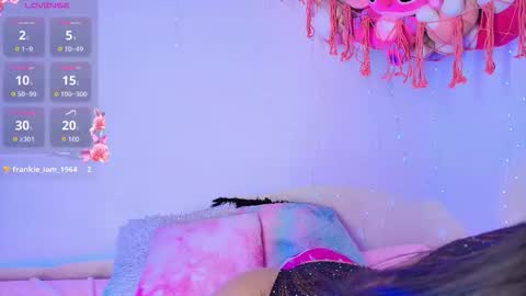 Snapshot of maddie_09 chatting on October 2025 11:30:02 AM maddie 09 online show from October 2025 11:30:02 AM